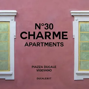 N°30 Charme Apartment Vigevano