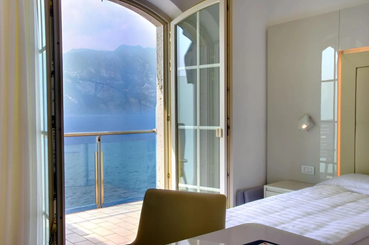 Hotel Vega Malcesine
