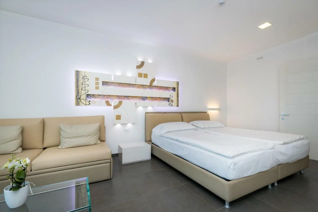 Hotel Vega Malcesine