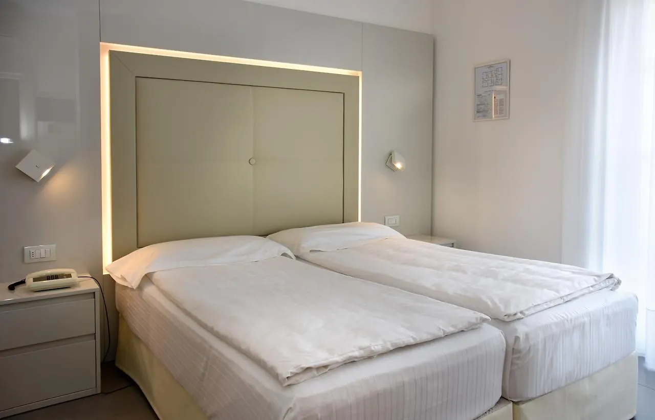 Hotel Vega Malcesine